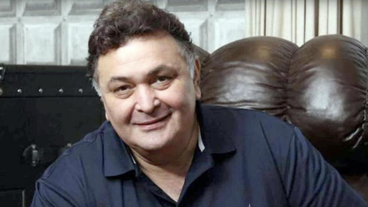  Rishi Kapoor leaves for US for medical treatment