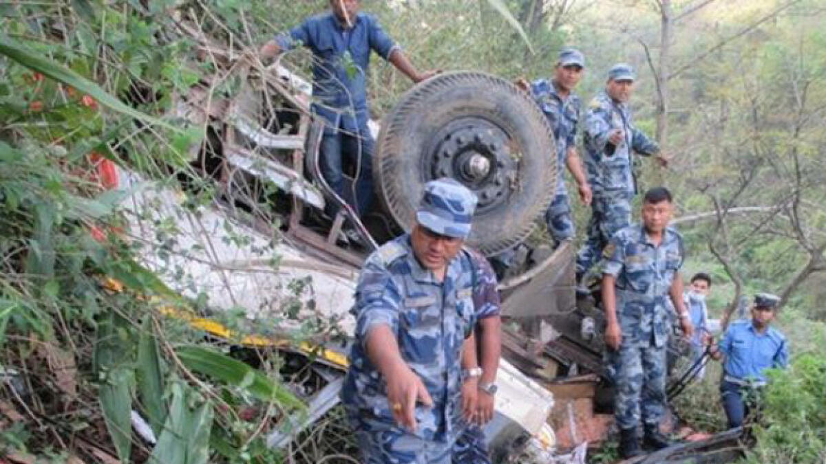 Nepal bus crash kills 17 Indian pilgrims: police