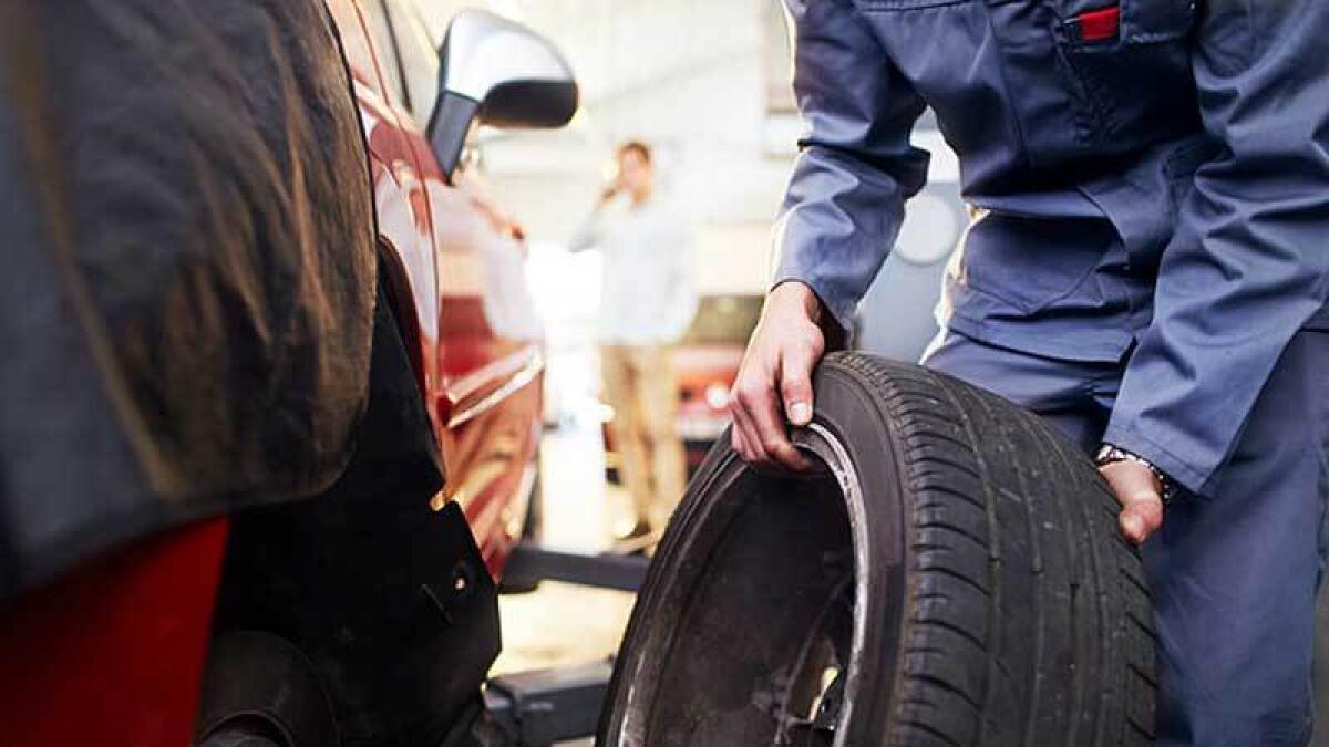 Trio held for stealing tyres from parked cars in Dubai