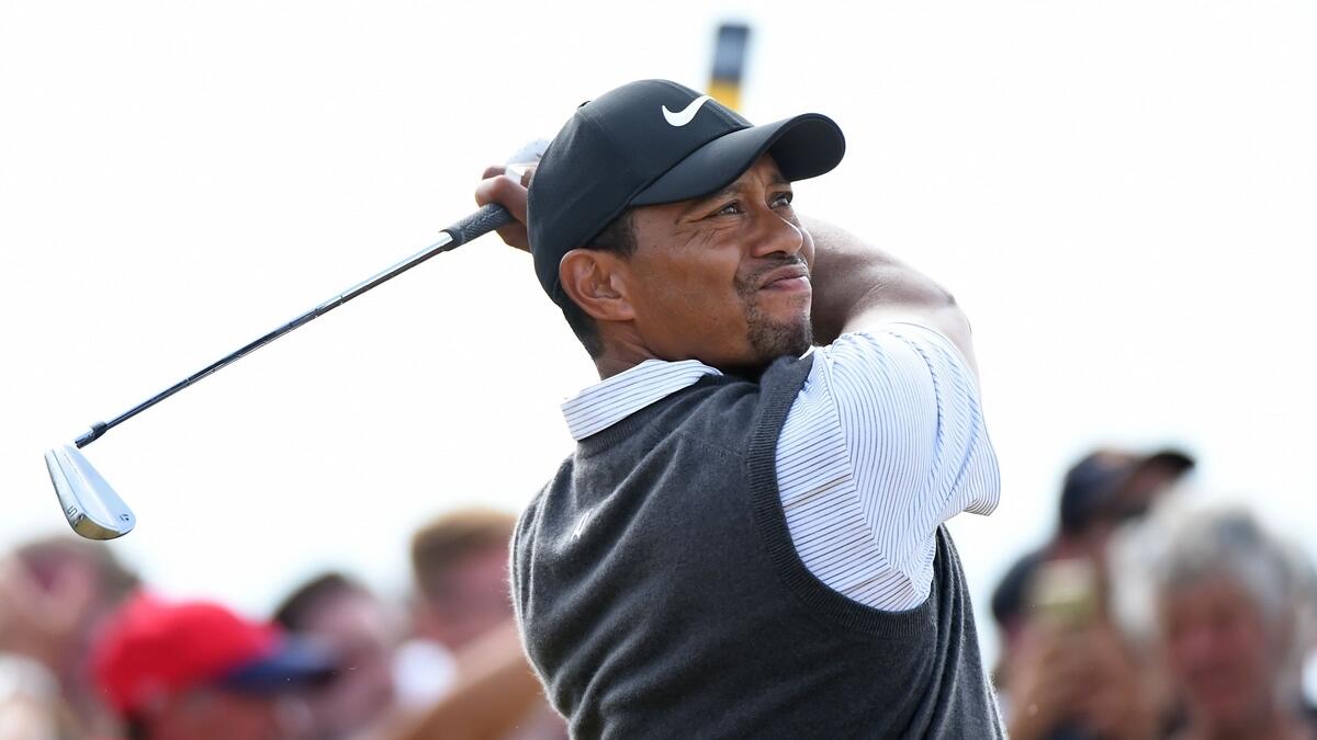 Tiger bares his claws and rolls back the years at British Open