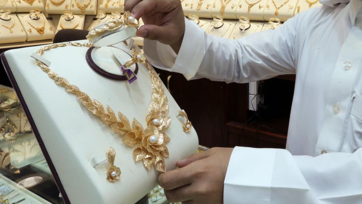 الإمارات العربية المتحدة: ارتفاع أسعار الذهب وسط أزمة أوكرانيا ؛  24 ألفاً تصل إلى 240.5 درهم للجرام في دبي