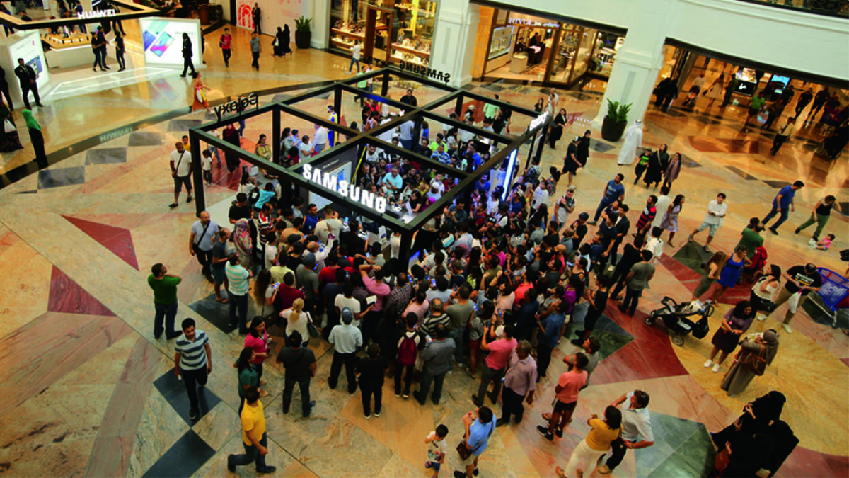 Win Samsung Note9 during treasure hunt at mall in Dubai