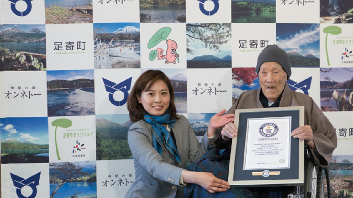 Oldest living man receives Guinness World Record