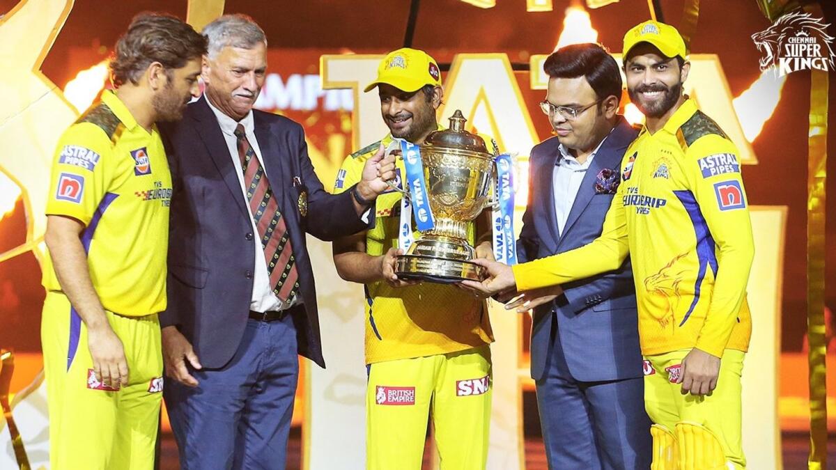 CSK captain MS Dhoni (left) with his players Ambati Rayudu (centre) and Ravindra Jadeja (right) at the presentration ceremony after winning IPL 2023. Photo credit: Chennai Super Kings (@ChennaiIPL)