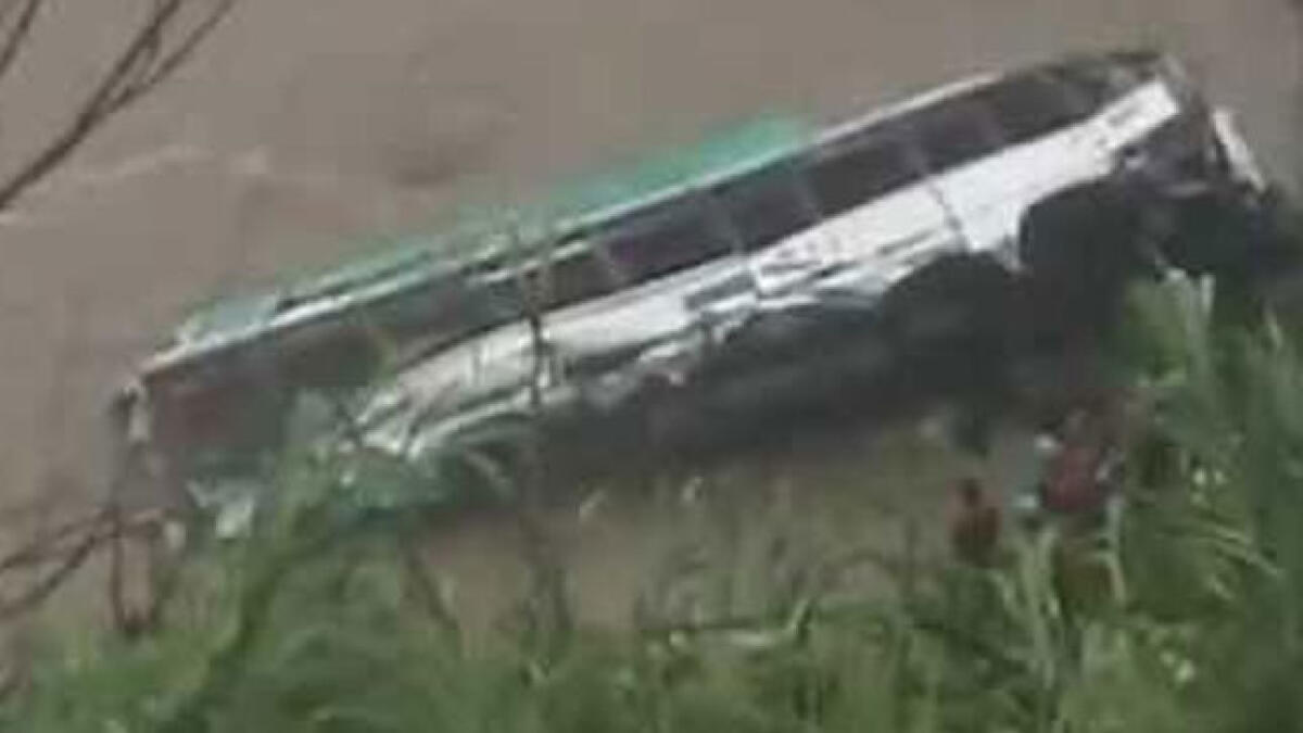 4 dead, 30 missing in Nepal as bus falls in river
