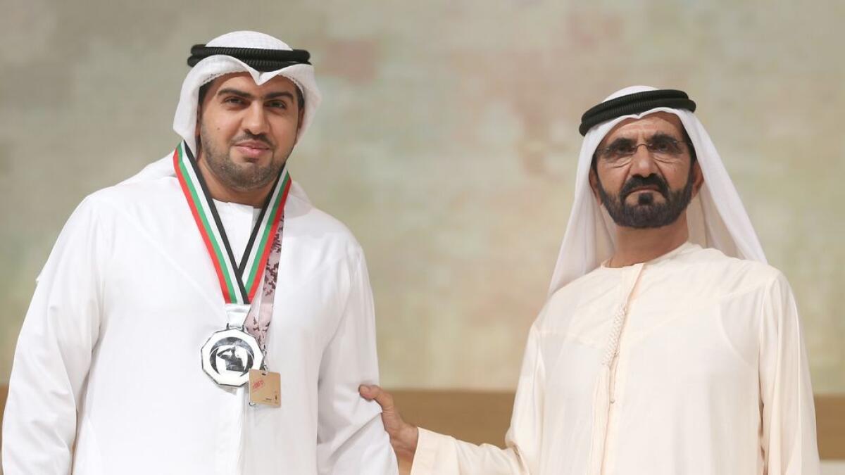 Shaikh Mohammed lauds media role in UAE