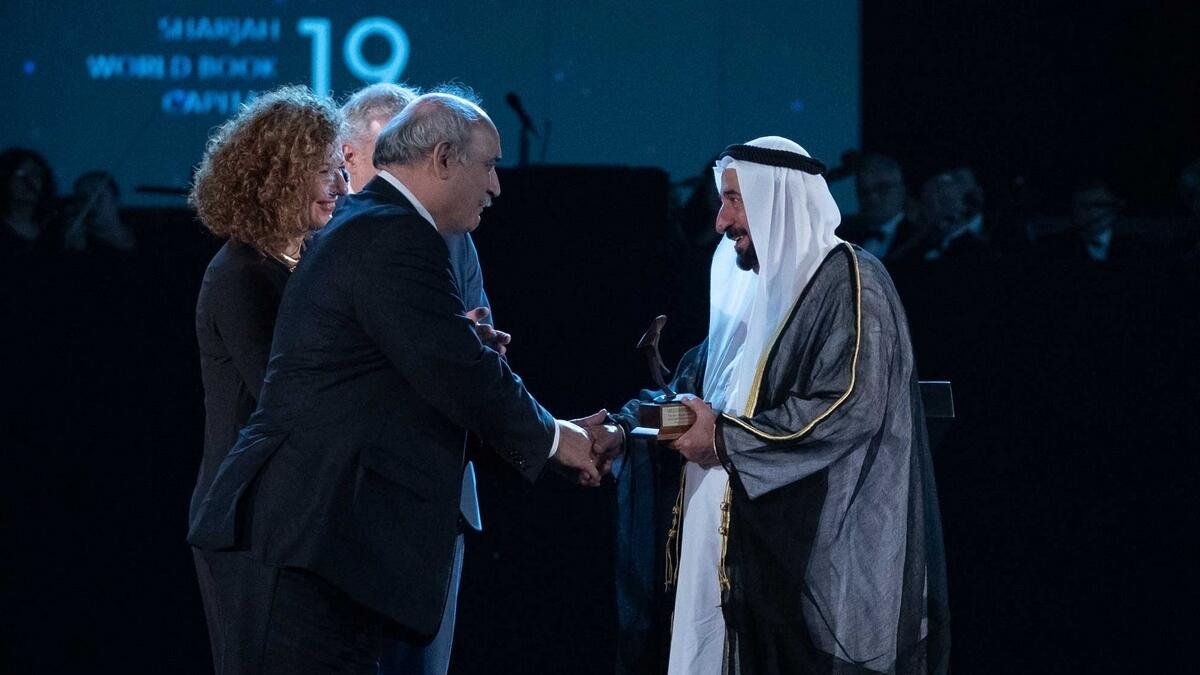 Sheikh Sultan received the World Book Capital 2019 title from Ernesto Ottone R., assistant director-general of Unesco.- Wam