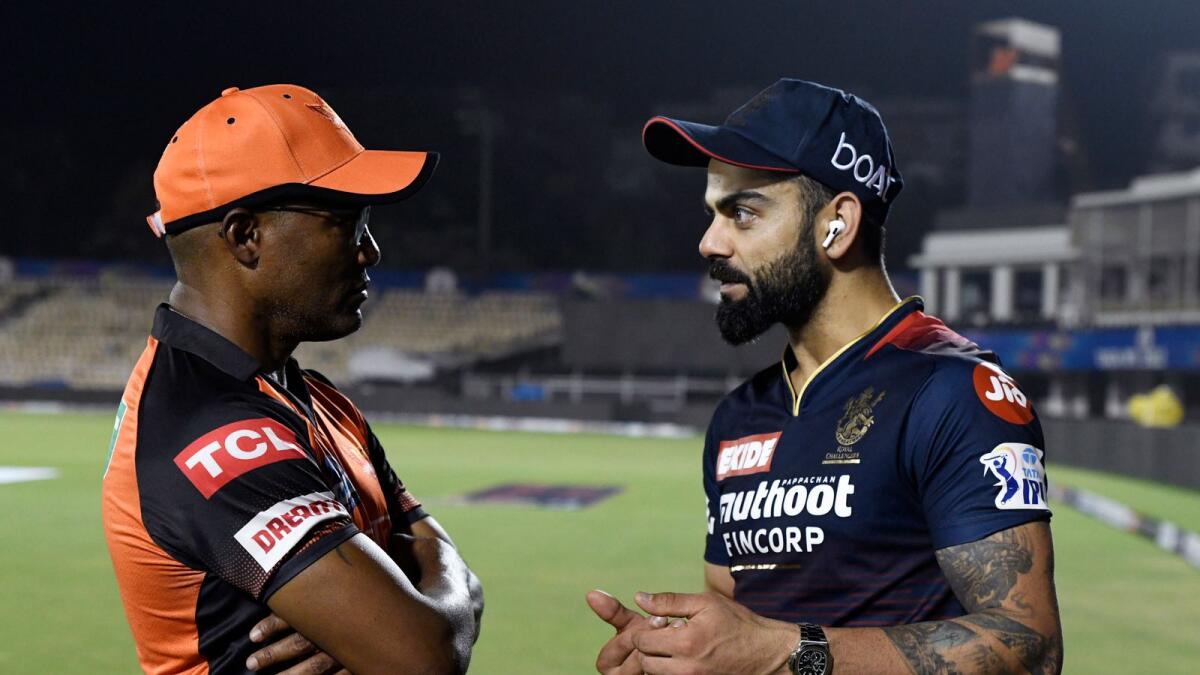 Sunrisers Hyderabad batting coach Brian Lara talks to Virat Kohli after the match between Sunrisers and Royal Challengers Bangalore. (BCCI)