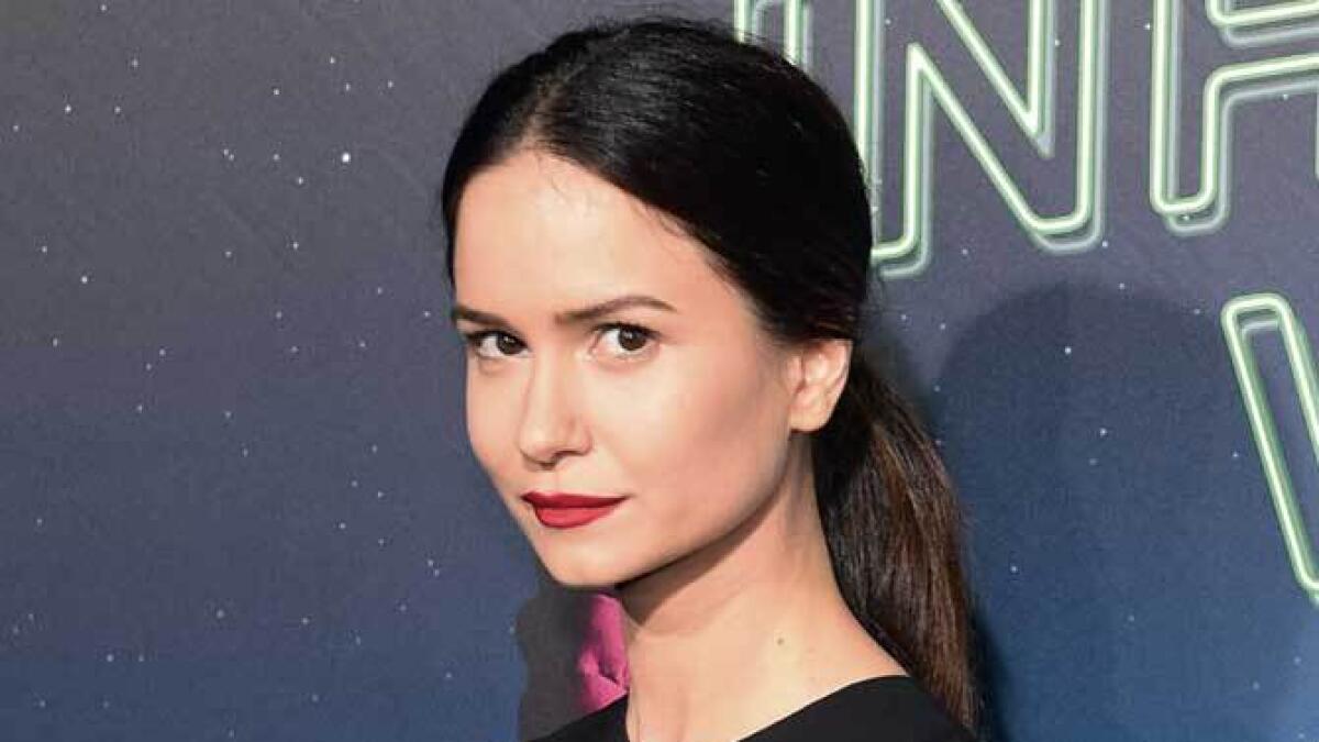 Katherine Waterston lands female lead in Harry Potter spinoff
